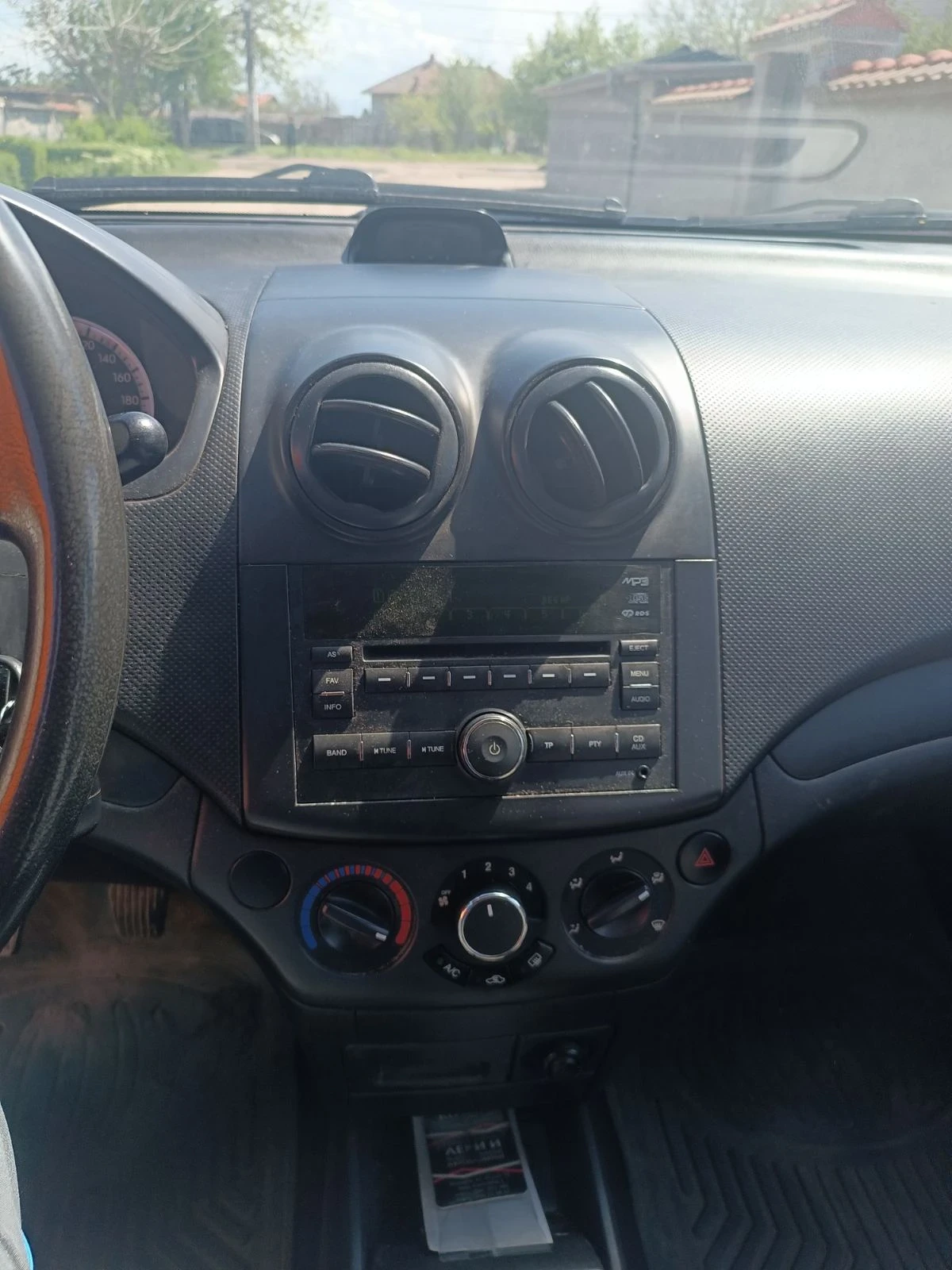 Chevrolet Aveo 1.2 - изображение 5