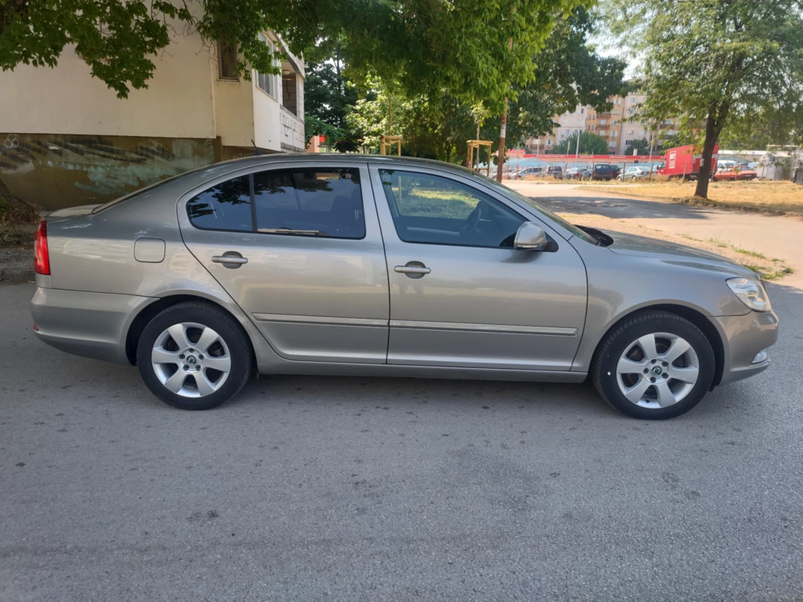 Skoda Octavia 1.6 TDI 105 к.с. - изображение 5