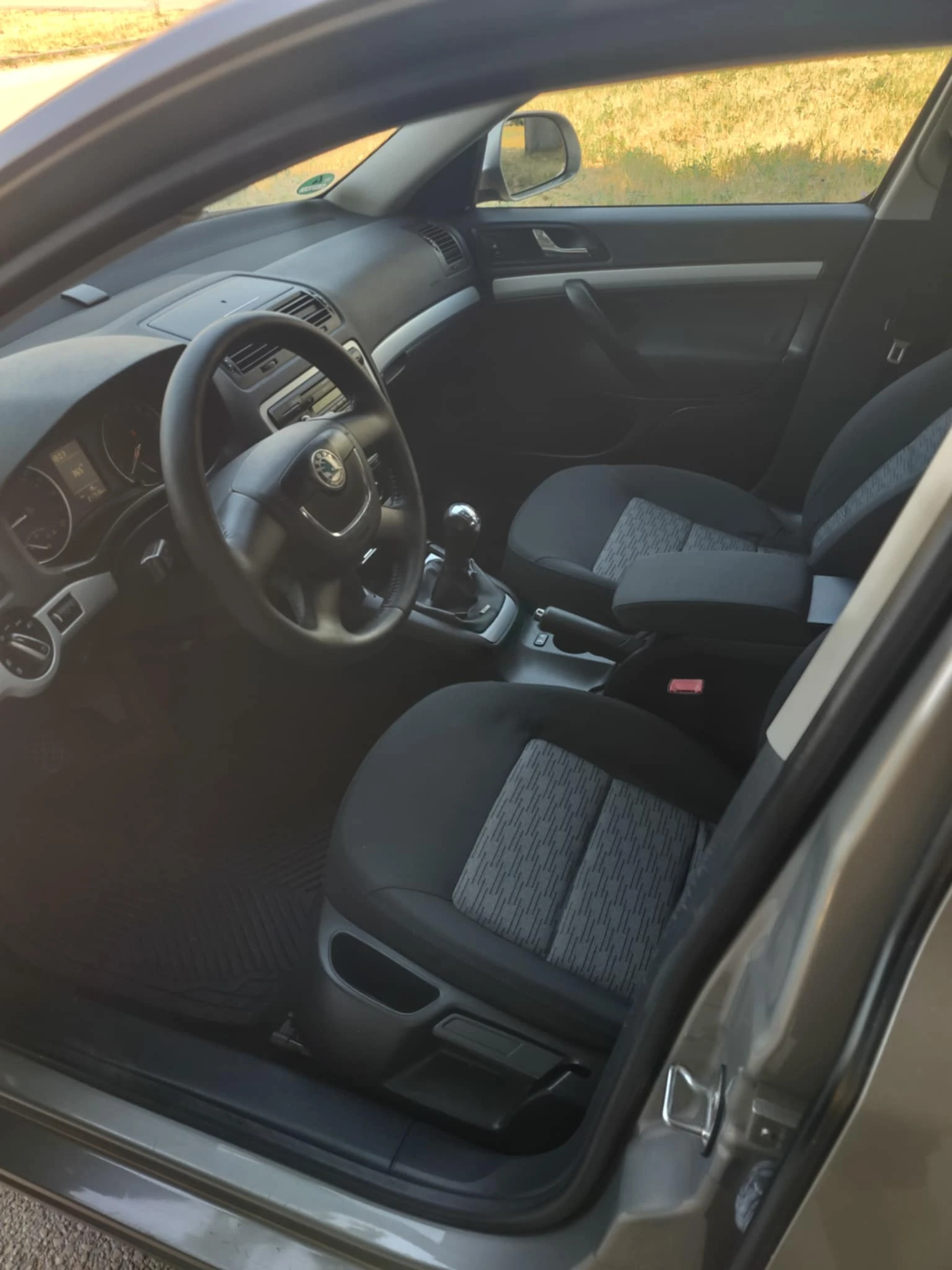 Skoda Octavia 1.6 TDI 105 к.с. - изображение 8