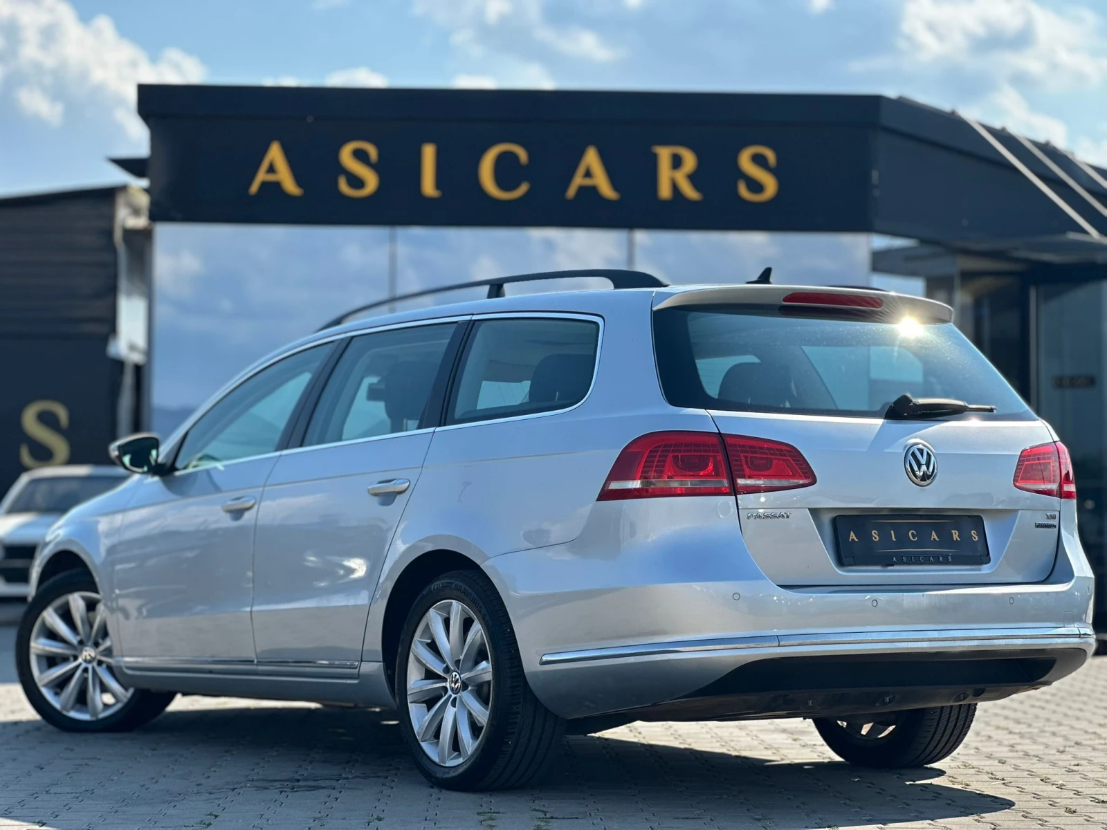 VW Passat / 1.4I / METAN / AUTOMAT / EURO 5 / TOP / - изображение 3