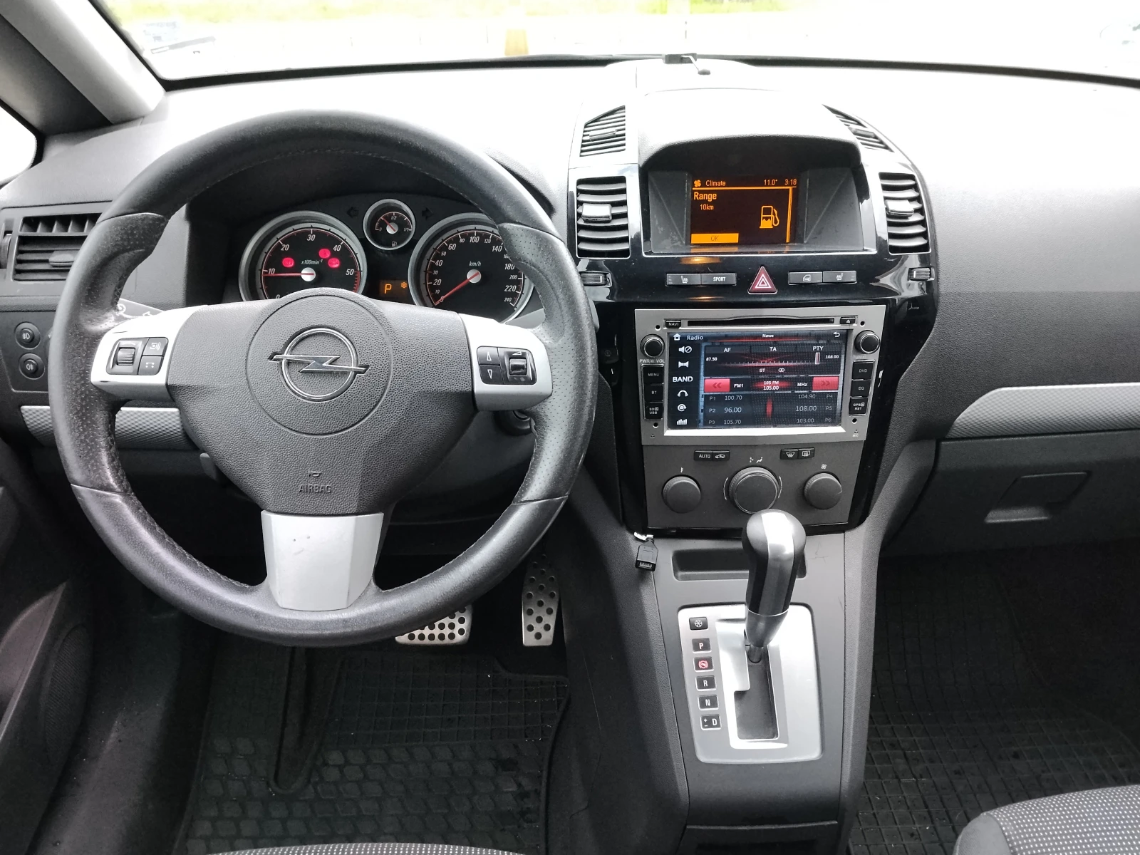 Opel Zafira 1.9JTD/120к.E4 | Mobile.bg — изображение 13