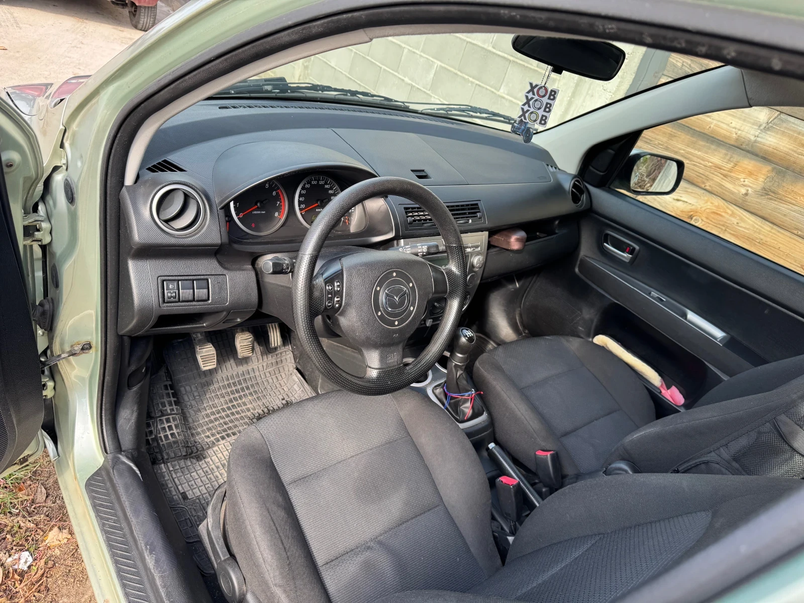 Mazda 2  - изображение 9