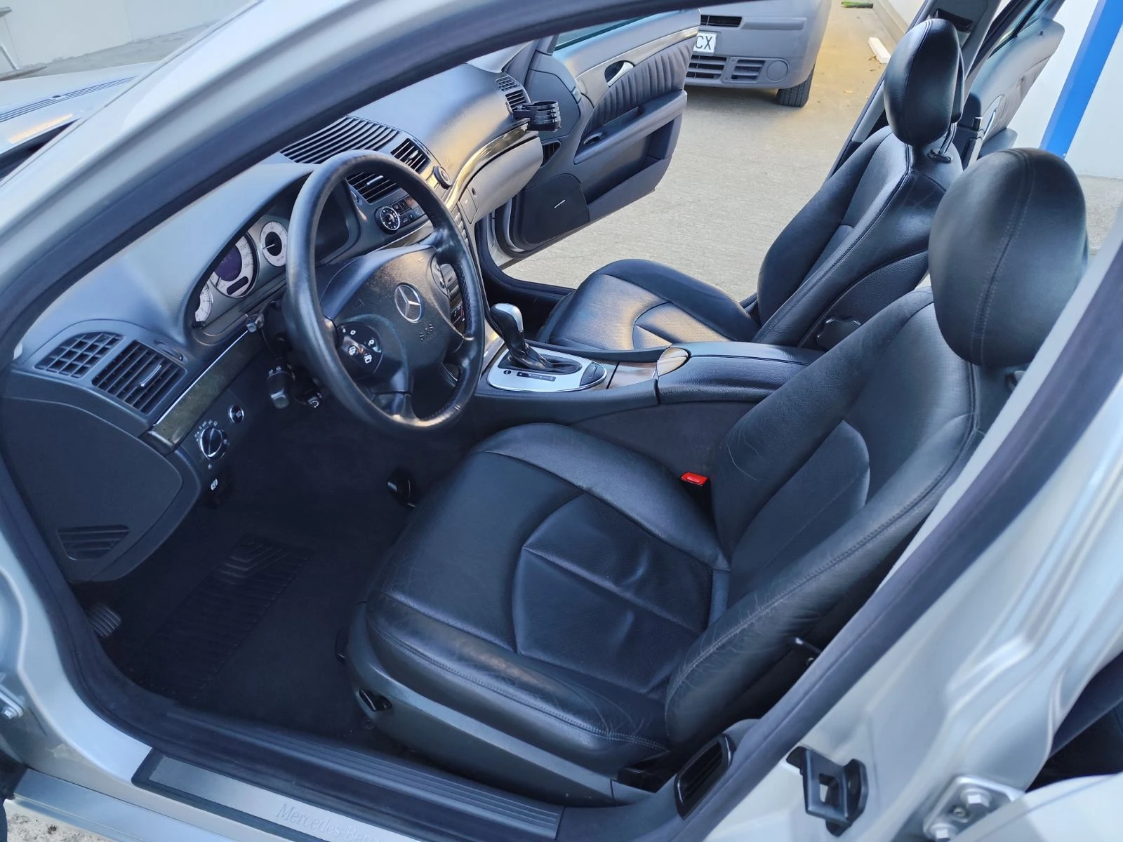 Mercedes-Benz E 270 CDI Avantgarde  | Mobile.bg   6