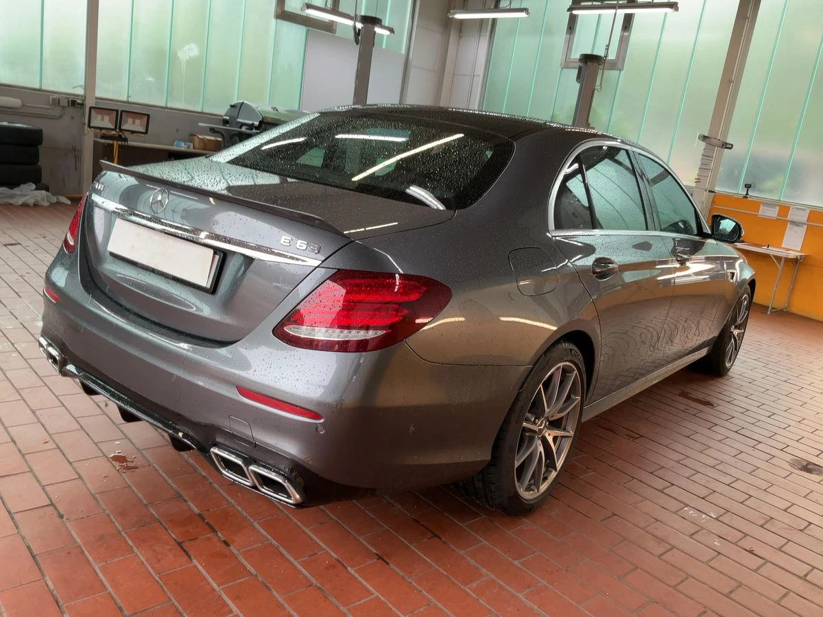 Mercedes-Benz E 63 AMG Mercedes-Benz E 63* АВТОФИНАНСИРАНЕ*  AMG - изображение 5