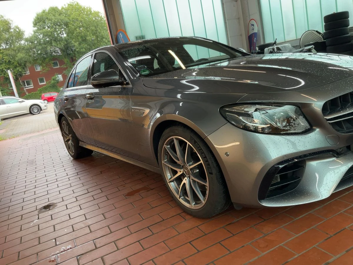 Mercedes-Benz E 63 AMG Mercedes-Benz E 63* АВТОФИНАНСИРАНЕ*  AMG - изображение 7