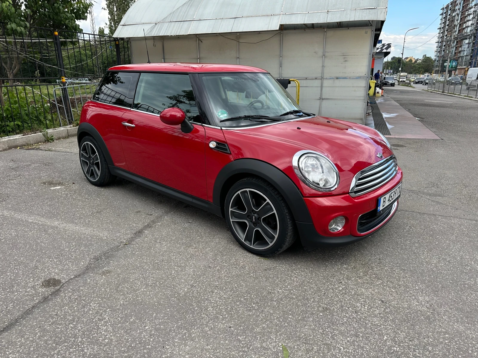 Mini Cooper 1.6 бензин 6-скорости 100к.с. - изображение 7