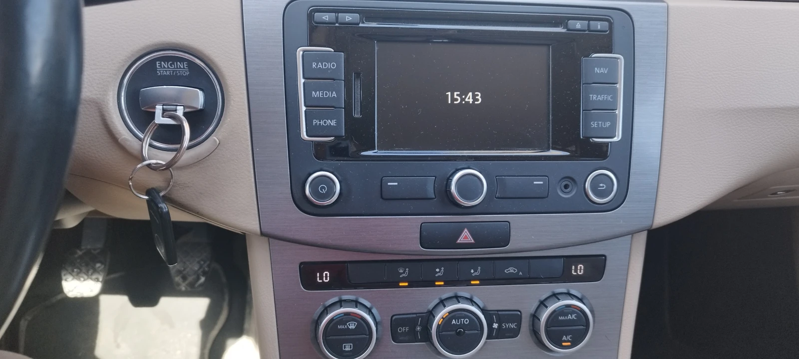 VW Passat B7, снимка 8 - Автомобили и джипове - 53130629