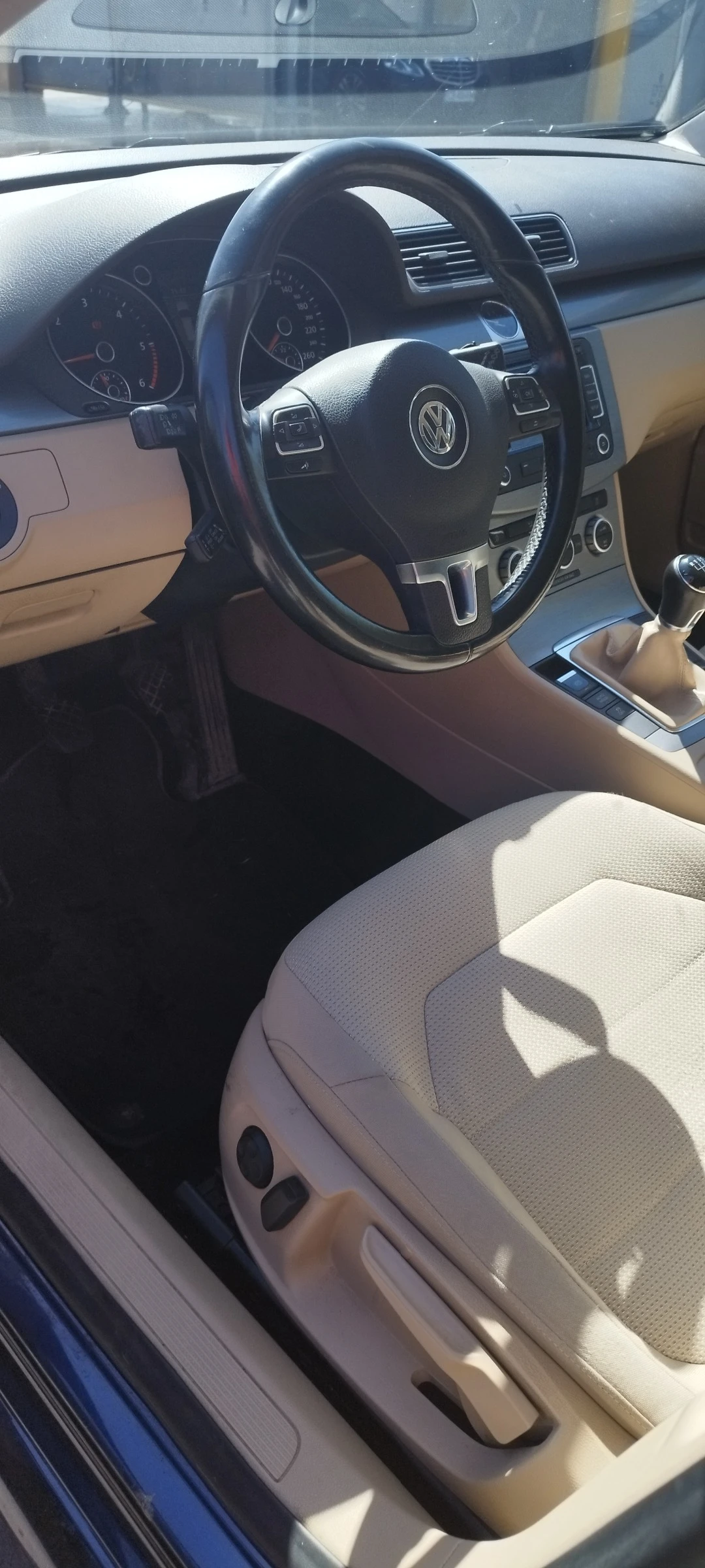 VW Passat B7, снимка 4 - Автомобили и джипове - 53130629
