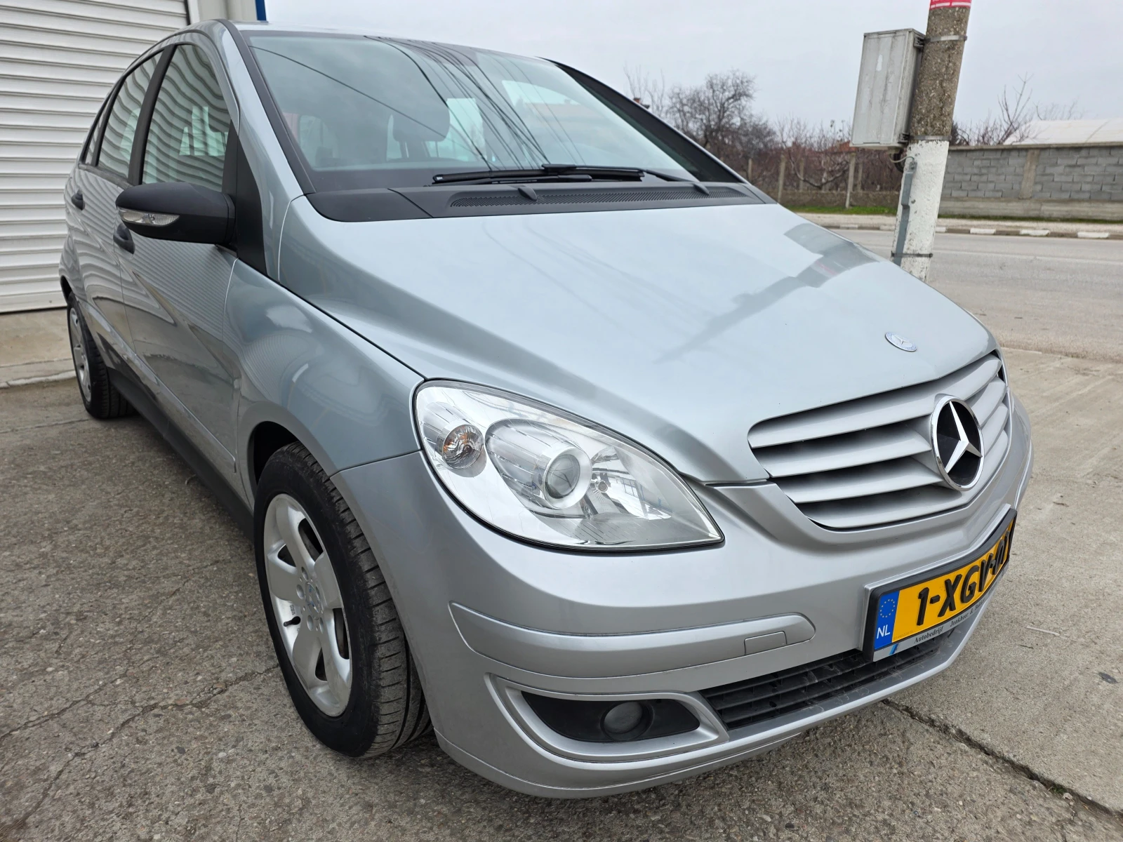 Mercedes-Benz B 200 2.0i AVTOMAT - изображение 3