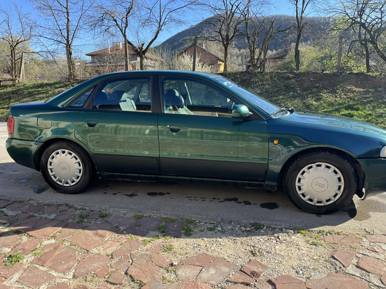 Audi A4 | Mobile.bg � ����������� 12