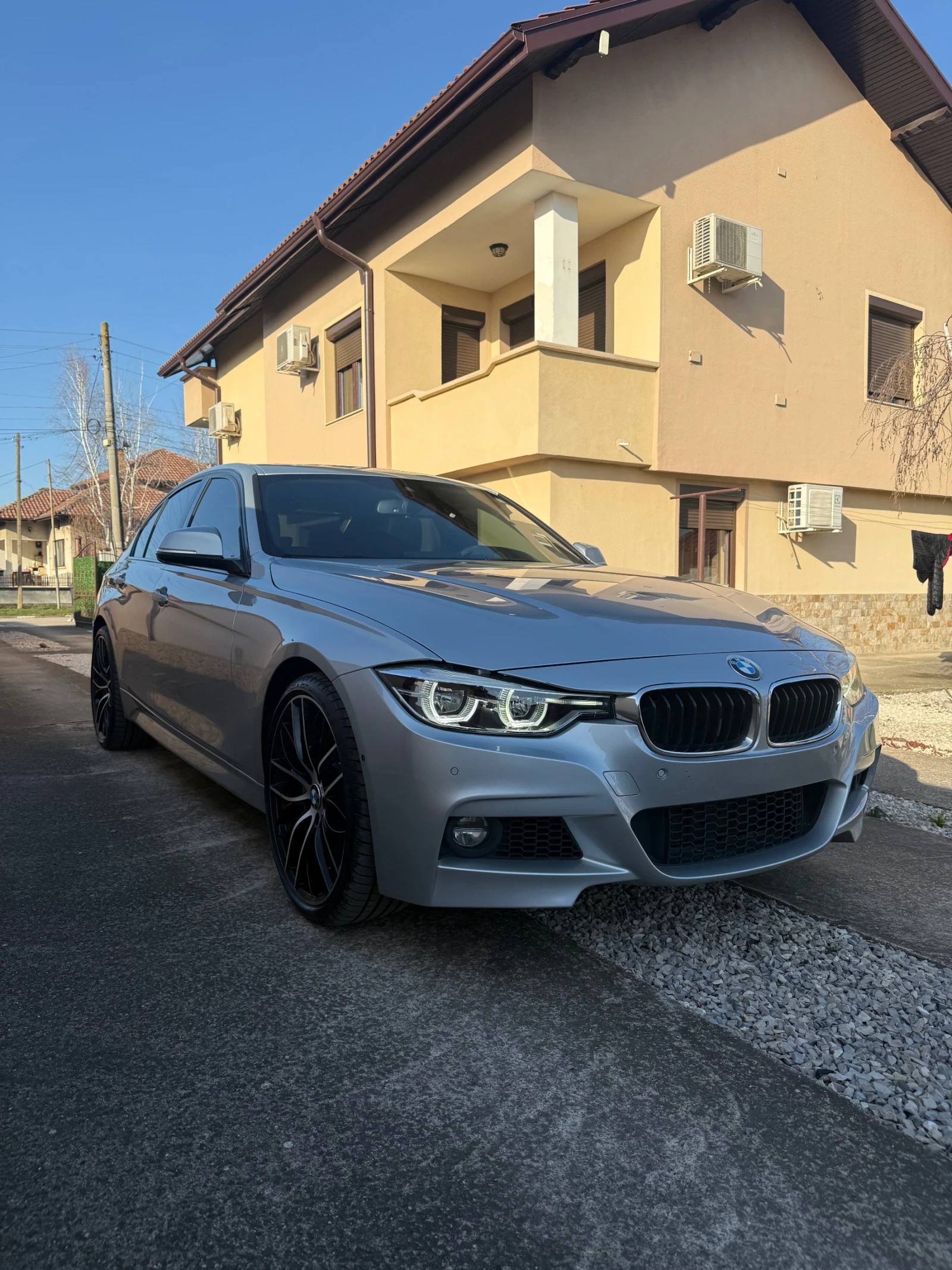 BMW 340 Топ състояние! 105к км, снимка 2 - Автомобили и джипове - 53829682