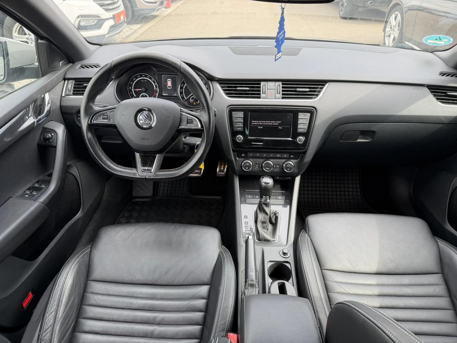 Skoda Octavia 2.0 turbo, снимка 8 - Автомобили и джипове - 53924845