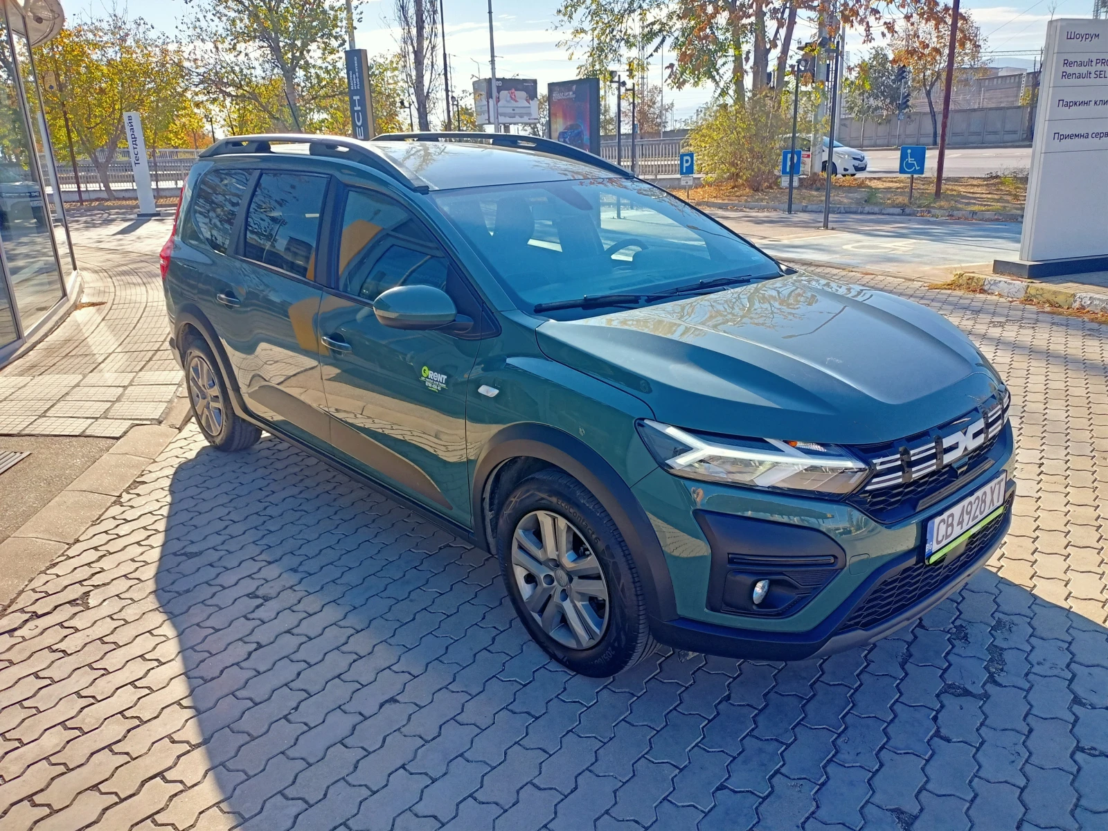 Dacia Jogger 999Евро за получаване, 1.0TCe EcoG 6+ 1 ГАЗ, снимка 3 - Автомобили и джипове - 53975552