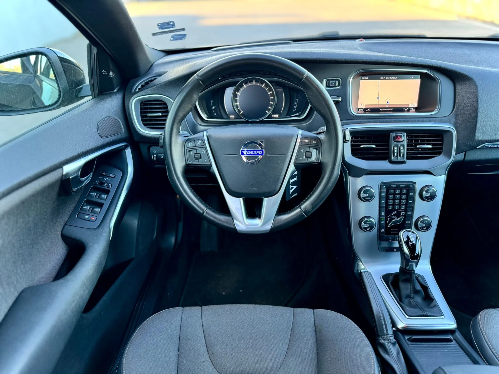 Volvo V40 Cross Country | Mobile.bg � ����������� 13