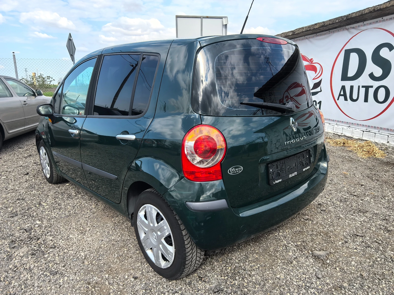 Renault Modus 1.6i, снимка 3 - Автомобили и джипове - 54235622