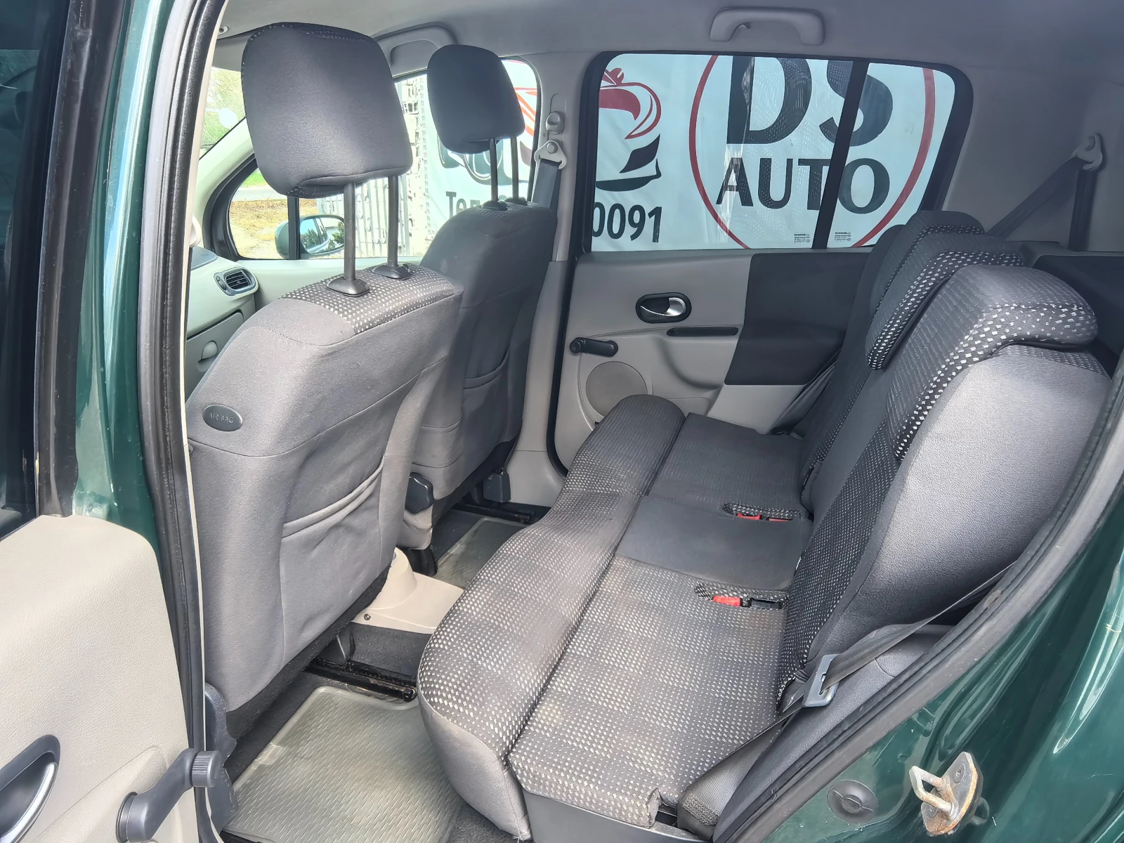 Renault Modus 1.6i, снимка 10 - Автомобили и джипове - 54235622