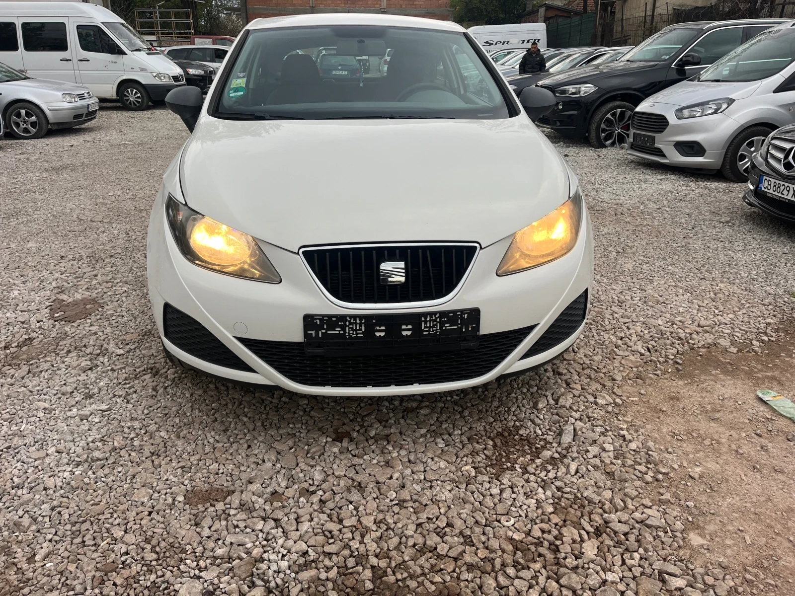 Seat Ibiza, снимка 7 - Автомобили и джипове - 54261094