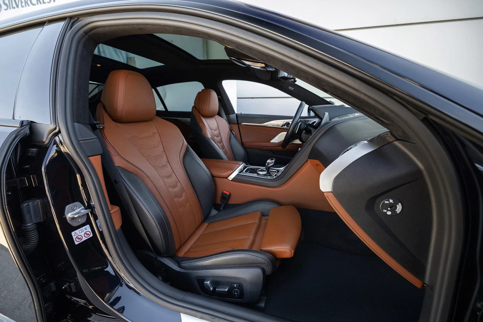 BMW 850 INDIVIDUAL / GRAN COUPE / X DRIVE / CARBON CORE, снимка 11 - Автомобили и джипове - 54372066