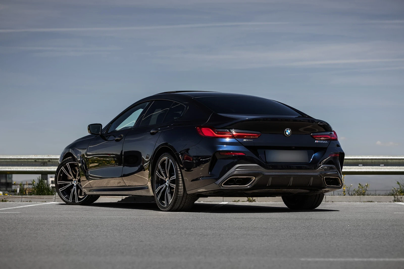 BMW 850 INDIVIDUAL / GRAN COUPE / X DRIVE / CARBON CORE, снимка 4 - Автомобили и джипове - 54372066