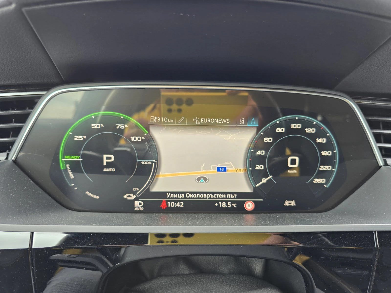 Audi E-Tron 55 S-line, снимка 11 - Автомобили и джипове - 54450897