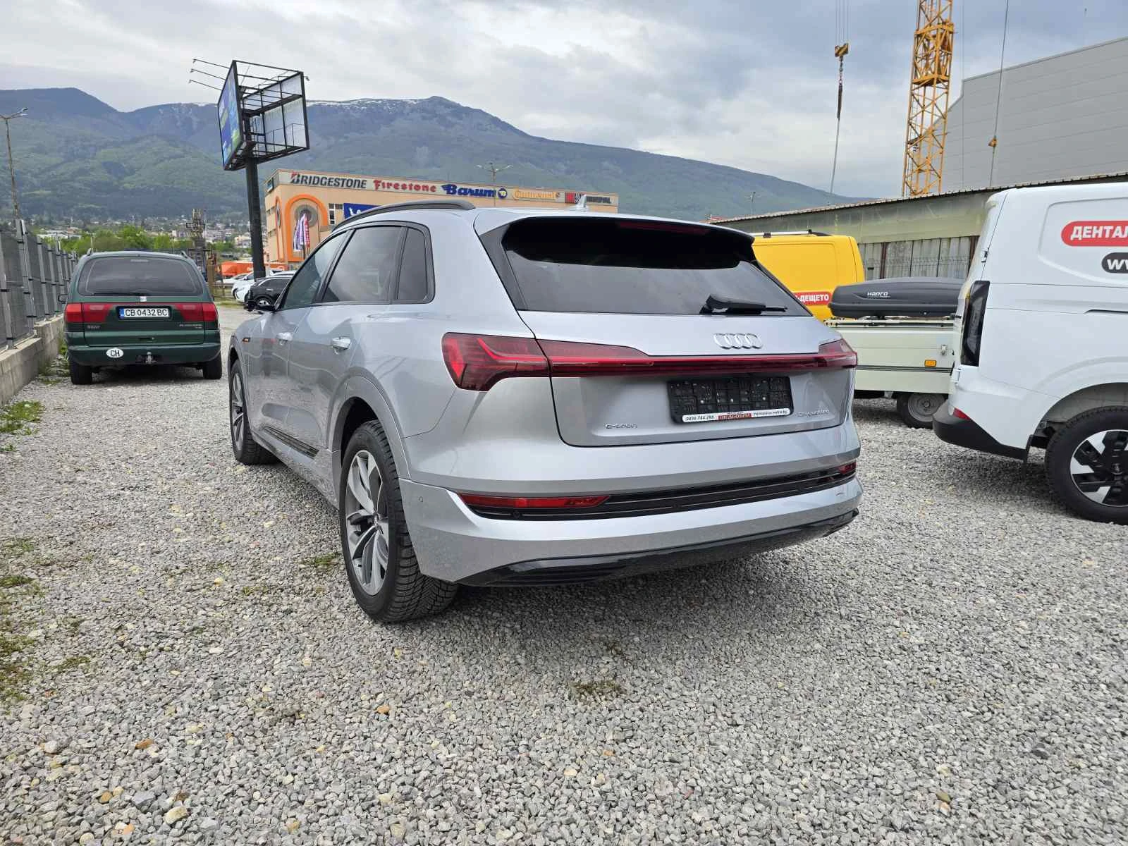 Audi E-Tron 55 S-line, снимка 2 - Автомобили и джипове - 54450897