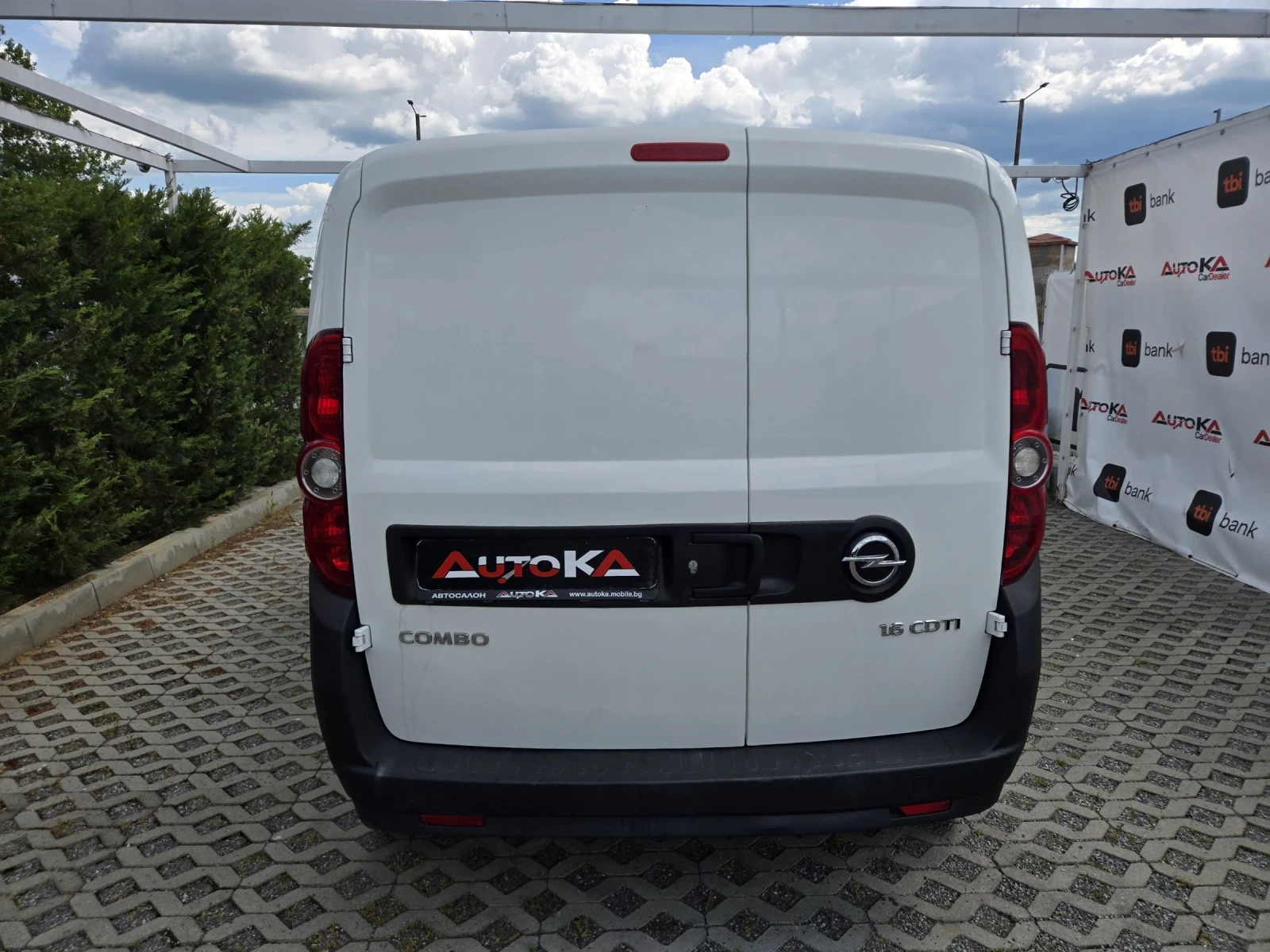 Opel Combo 1.6CDTI-105кс= 6СКОРОСТИ= МАХI= КЛИМАТИК, снимка 4 - Автомобили и джипове - 54714320