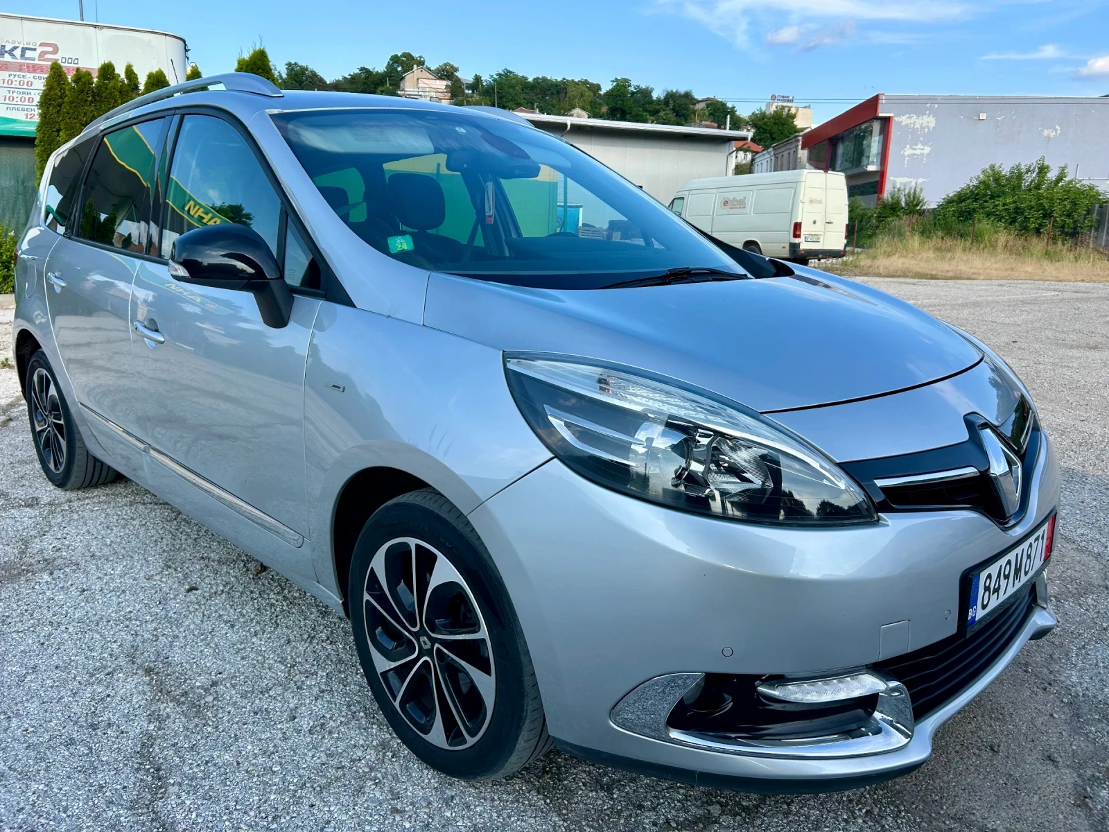 Renault Grand scenic 1.5dci-110-LED-BOSSE-7 места, снимка 2 - Автомобили и джипове - 54982564