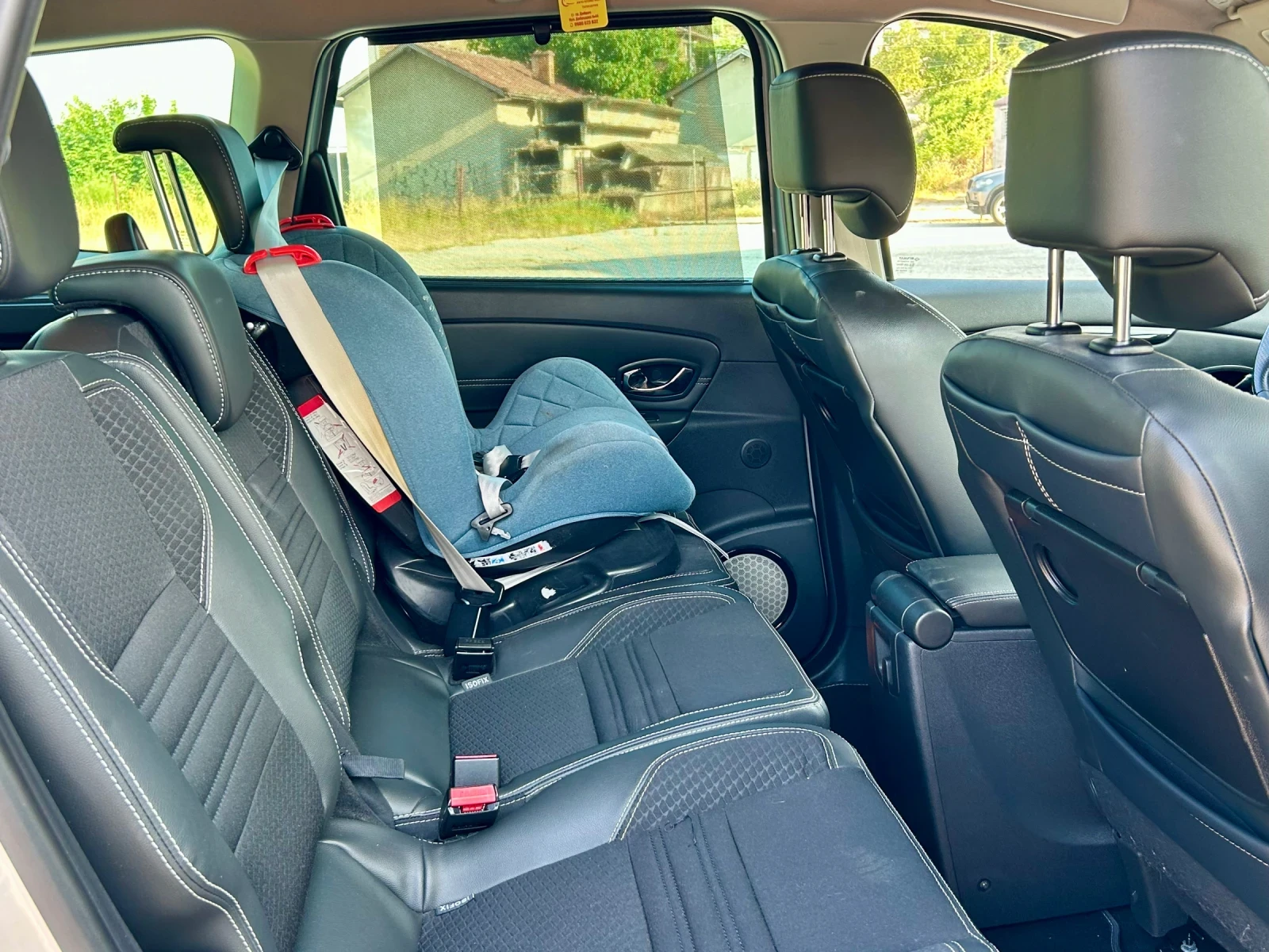 Renault Grand scenic 1.5dci-110-LED-BOSSE-7 места, снимка 10 - Автомобили и джипове - 54982564