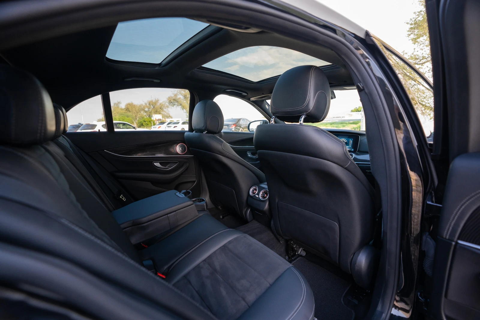 Mercedes-Benz E 200 AMG PACK | BURMESTER | �������� | ������� | ��� | Mobile.bg � ����������� 11