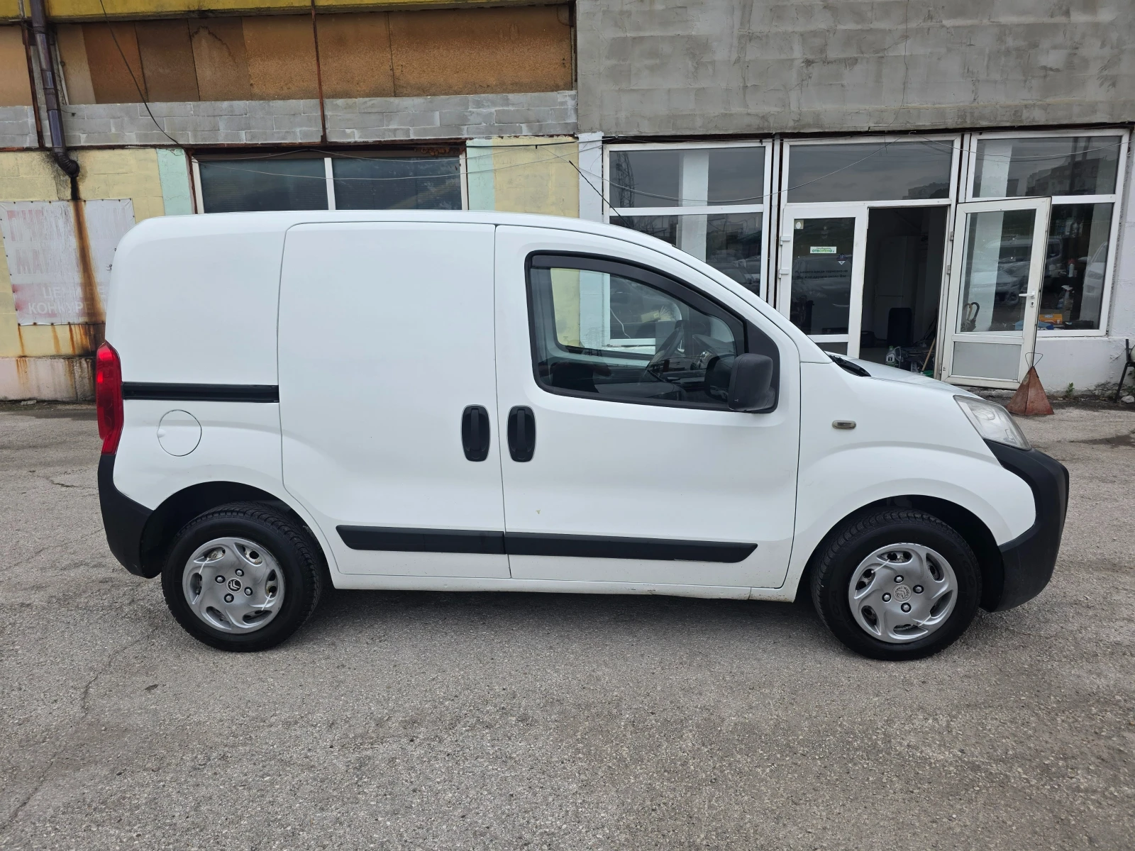 Peugeot Bipper 1.3 JTD KLIMA TOP, снимка 4 - Автомобили и джипове - 55137783