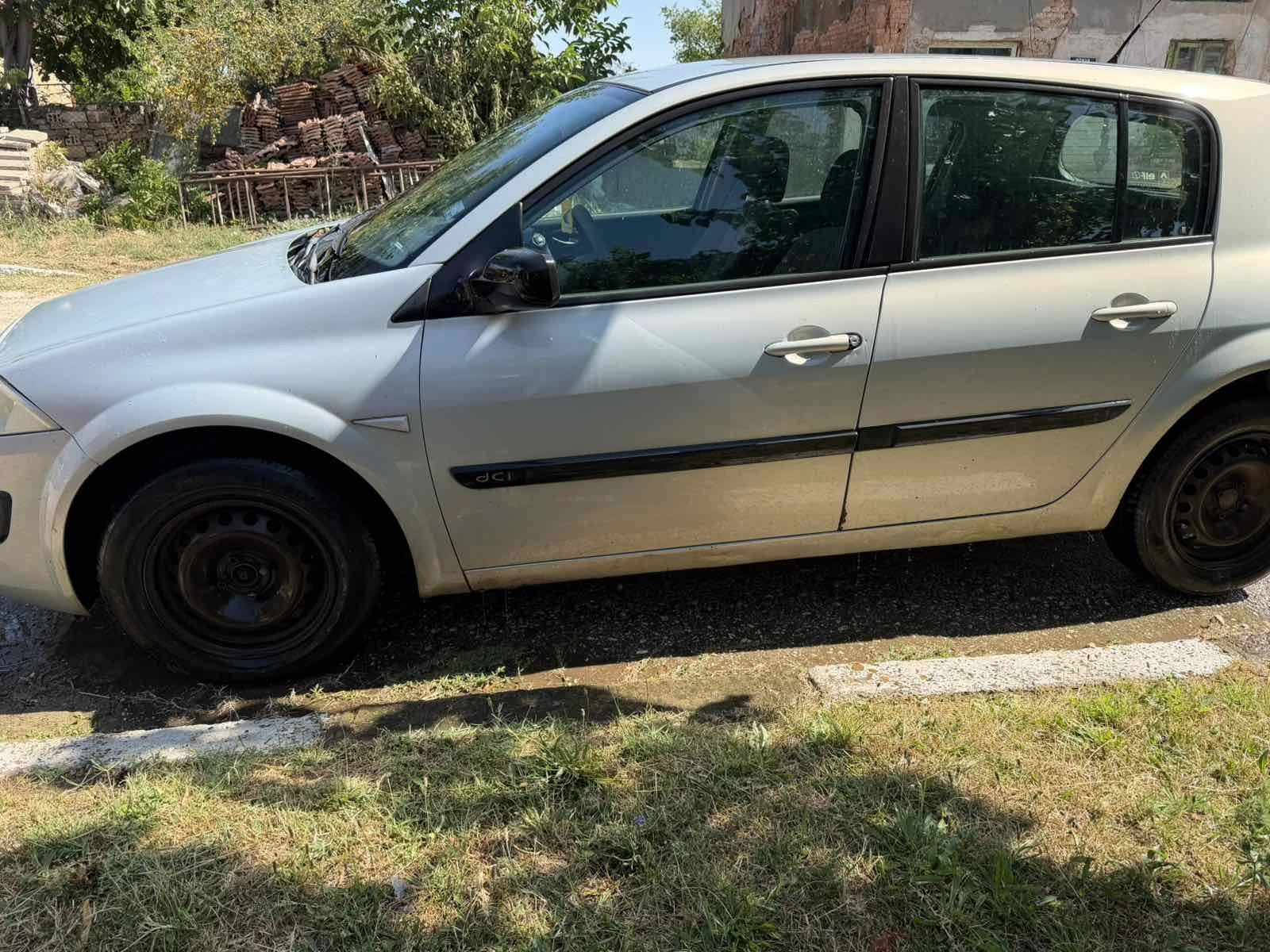 Renault Megane Хеджбек, снимка 4 - Автомобили и джипове - 55425323