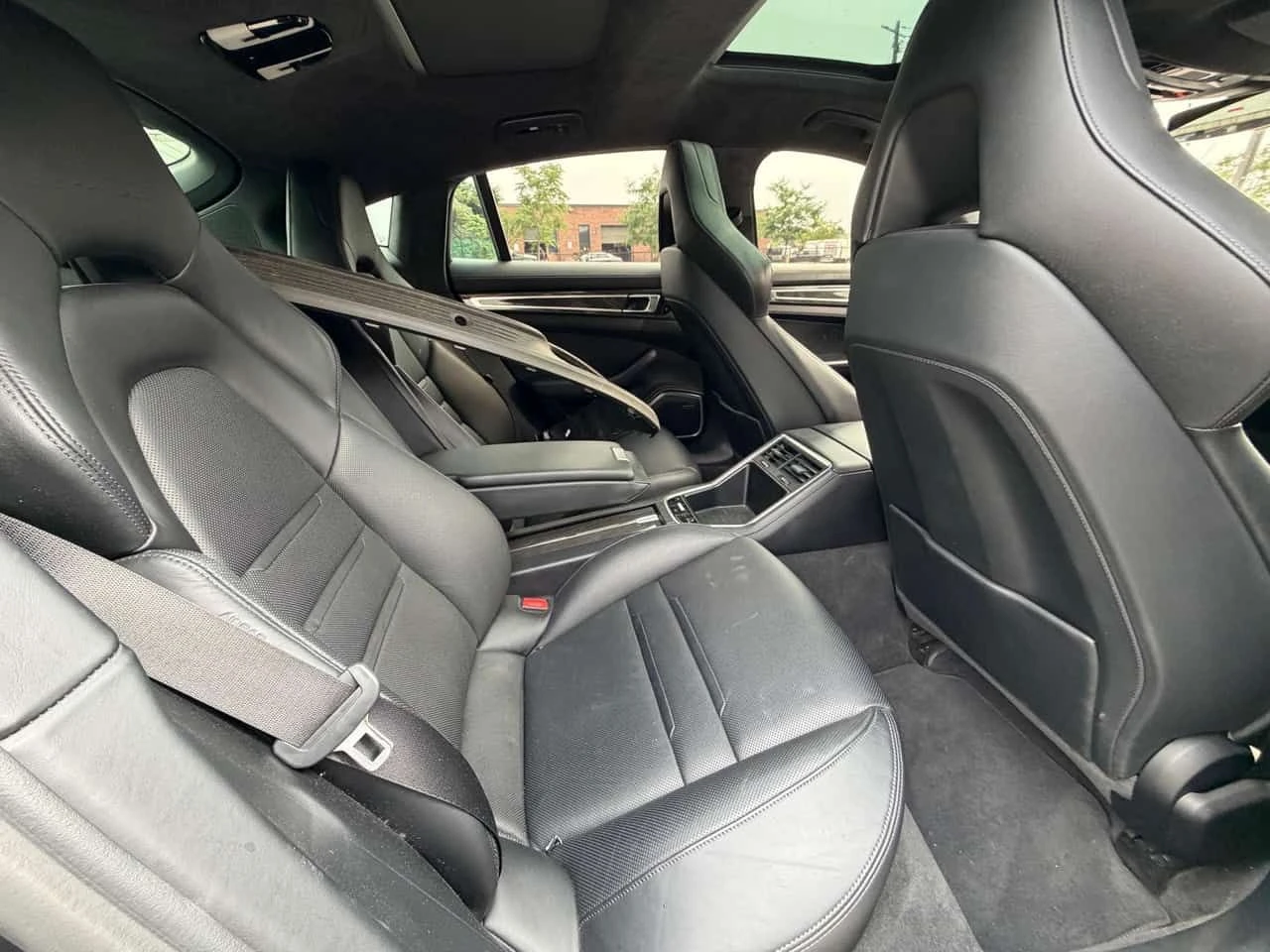 Porsche Panamera * Turbo * CARFAX * ОПЦИЯ ЗА ФИНАНСИРАНЕ, снимка 12 - Автомобили и джипове - 55448793