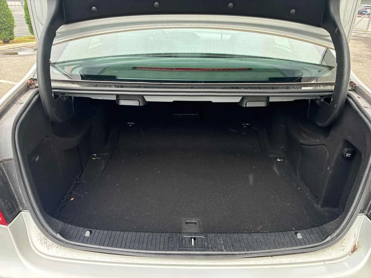 Mercedes-Benz E 300 * CARFAX * ОПЦИЯ ЗА АВТОКРЕДИТ * , снимка 14 - Автомобили и джипове - 55547768