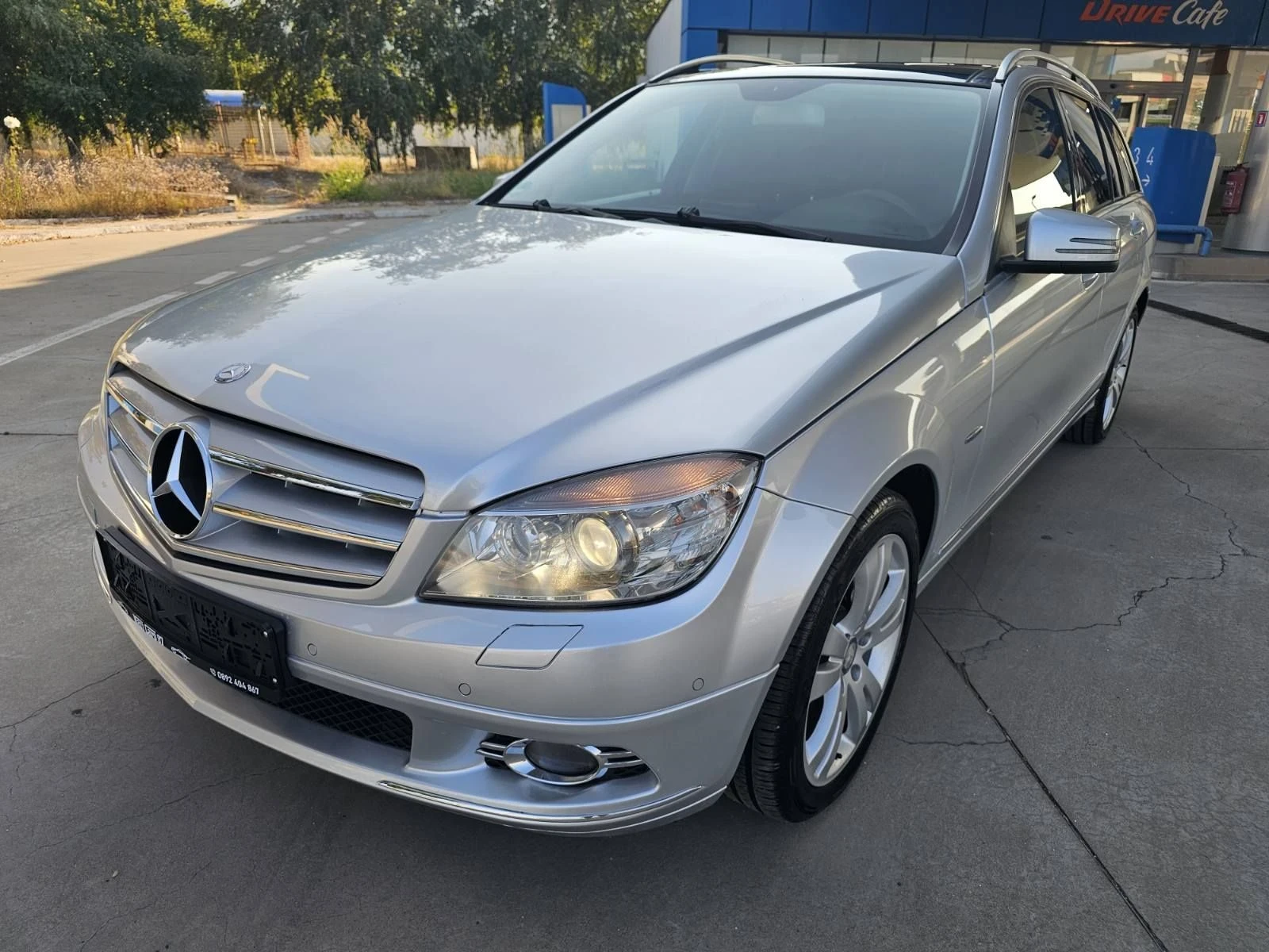 Mercedes-Benz C 220 170 к.с./AVNTGARDE/НАВИГАЦИЯ/ПАНОРАМА/ПОДГРЕВ/КОЖА