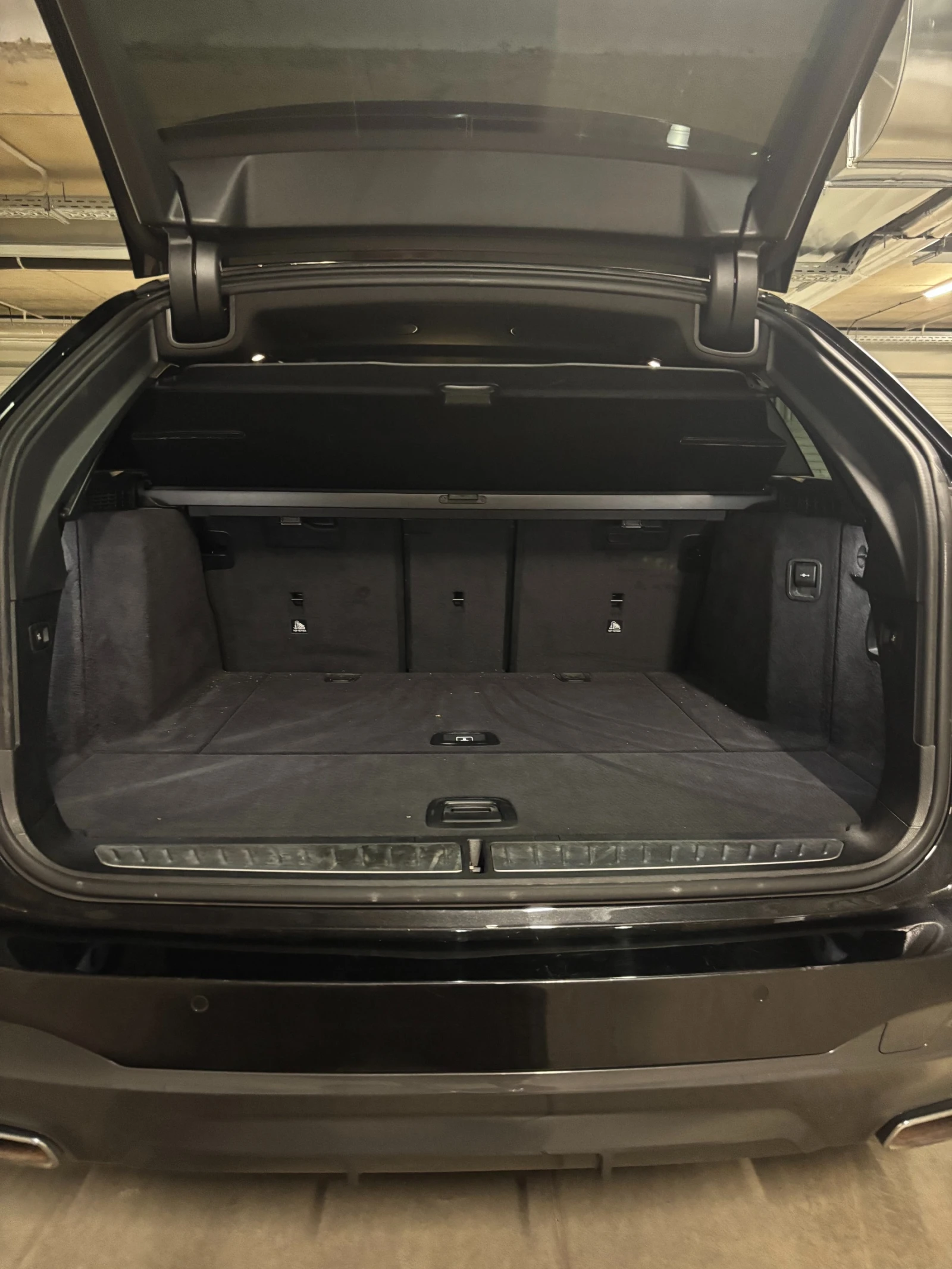 BMW 530 xDrive Touring| M pack, снимка 8 - Автомобили и джипове - 55950572