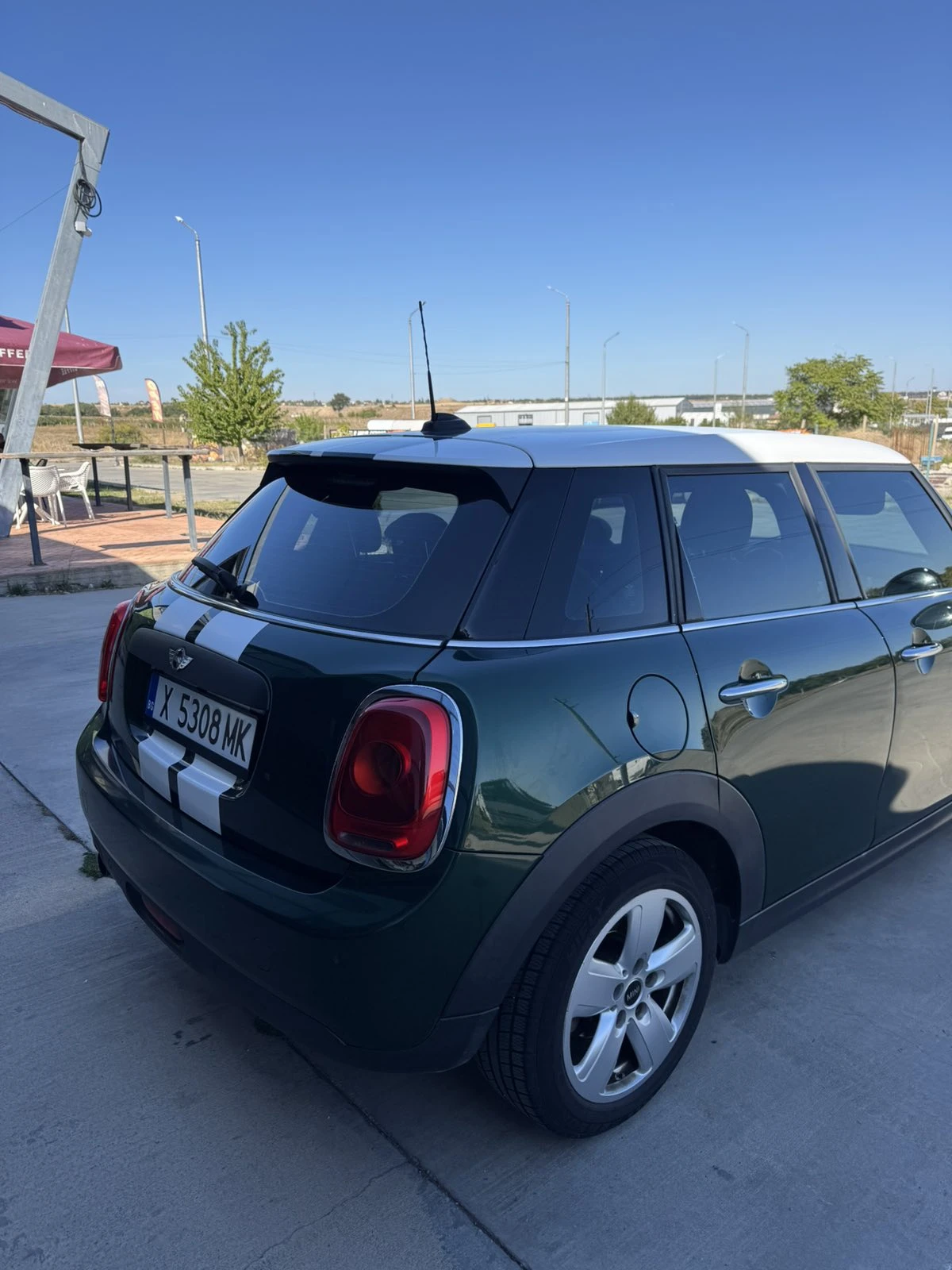 Mini D one ONE D, снимка 2 - Автомобили и джипове - 56409366