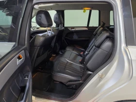 Mercedes-Benz GL 400 4Matic 7 Седалки / Камера / Нави / Ксенон, снимка 11