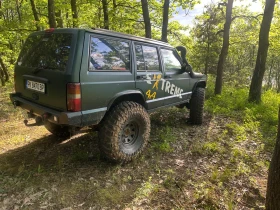 Jeep Cherokee Перфектен, снимка 9