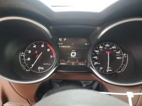 Alfa Romeo Stelvio TI Sport AWD 280кс * Възможност за Лизинг*  - 22000 лв. / 11248.42 € - 63474915 9
