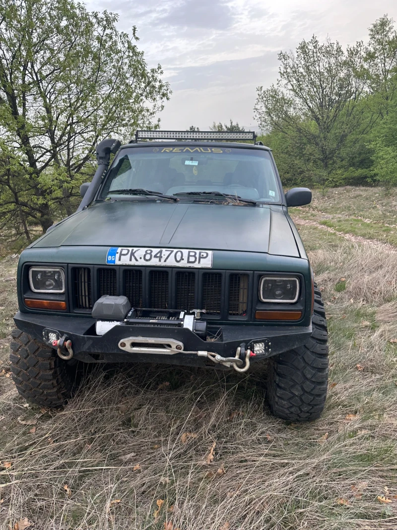 Jeep Cherokee Перфектен, снимка 7 - Автомобили и джипове - 47663197