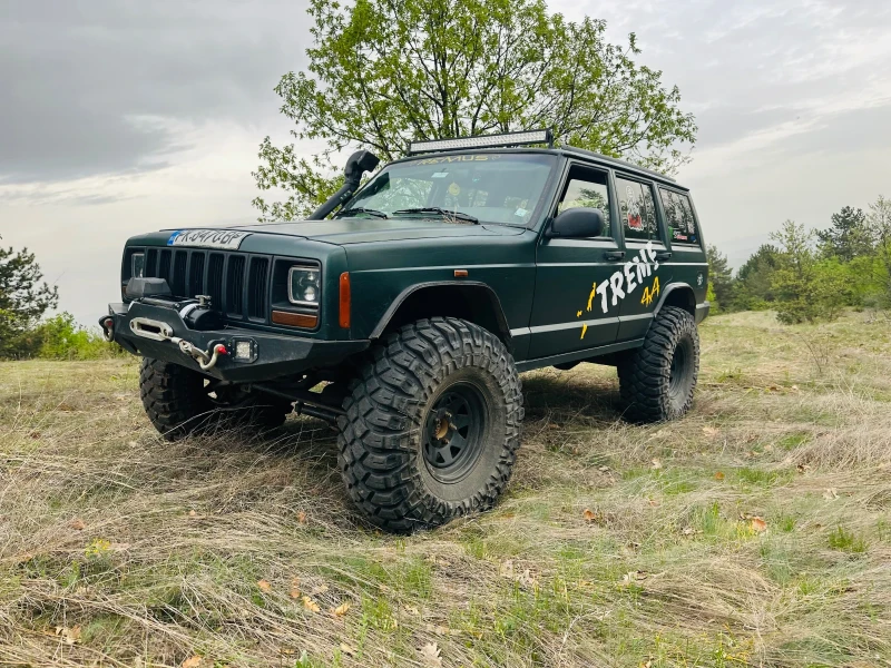 Jeep Cherokee Перфектен, снимка 5 - Автомобили и джипове - 47663197