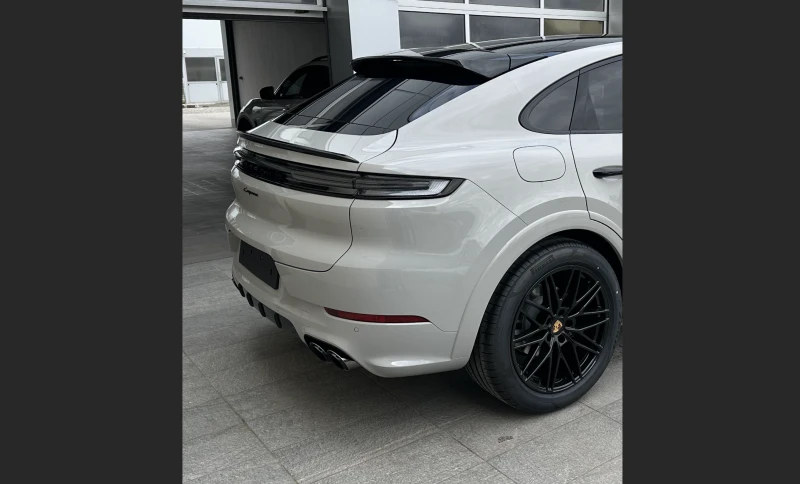 Porsche Cayenne Coupe | Sport Chrono | FULL, снимка 4 - Автомобили и джипове - 47948376