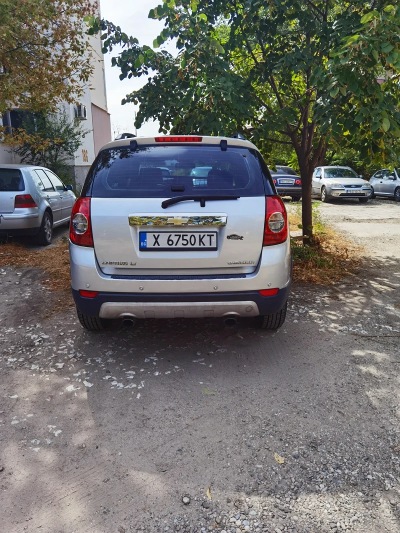 Chevrolet Captiva 2.0D, снимка 3 - Автомобили и джипове - 47740771