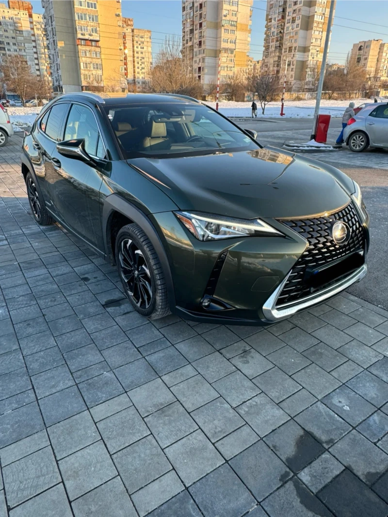 Lexus UX 250h, снимка 1 - Автомобили и джипове - 49213093