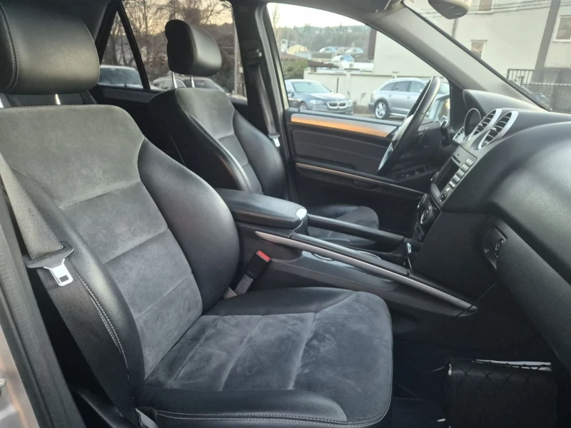 Mercedes-Benz ML 350 7G-Tronic , снимка 16 - Автомобили и джипове - 49375064