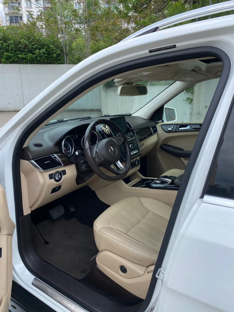Mercedes-Benz GLE 350 4 MATIC, снимка 8 - Автомобили и джипове - 51803315