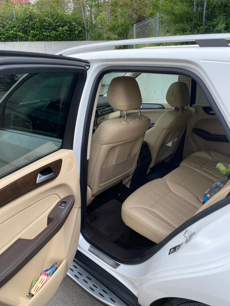 Mercedes-Benz GLE 350 4 MATIC, снимка 9 - Автомобили и джипове - 51803315