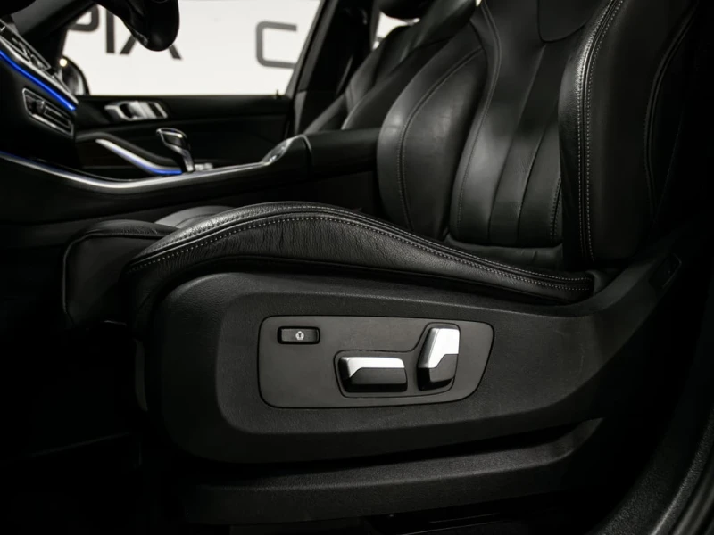 BMW X5 * xDrive40i BLIND SPOTS MAVI LOW KM REAR VIEW CAME, снимка 16 - Автомобили и джипове - 52819344