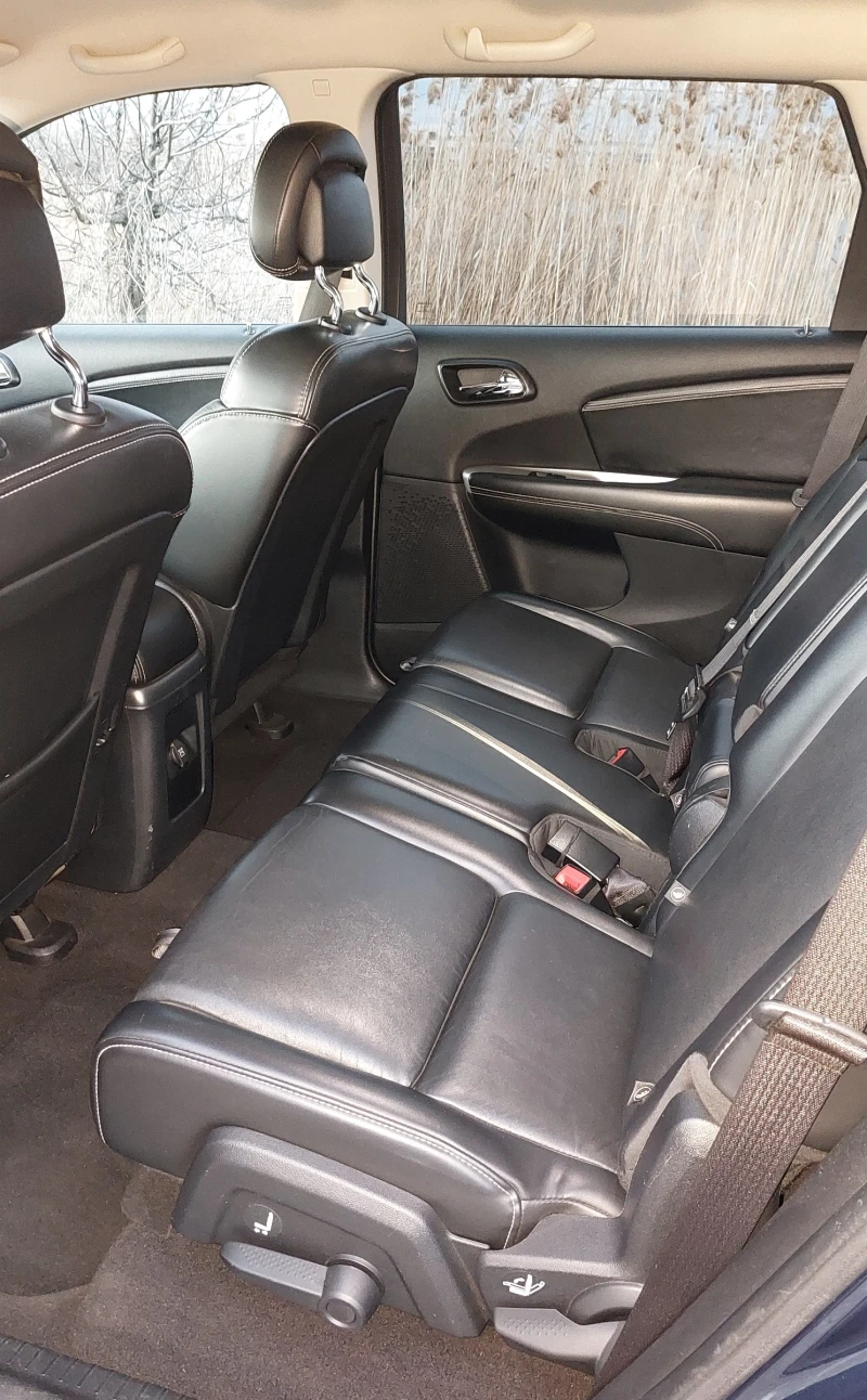 Fiat Freemont Lounge 2.0dMjet 170k.c 4x4 Camera Navi Keyless 7м., снимка 12 - Автомобили и джипове - 53282904