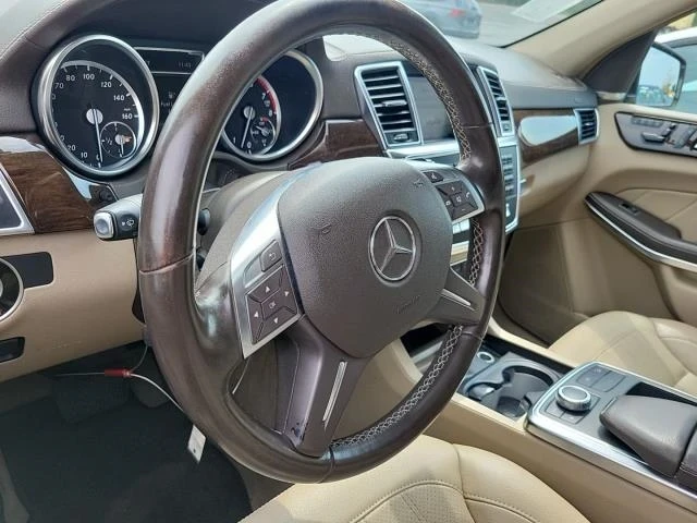 Mercedes-Benz GL 450 2014* Harman* Камера* Подгреви* Distronic* keyless, снимка 6 - Автомобили и джипове - 47017713